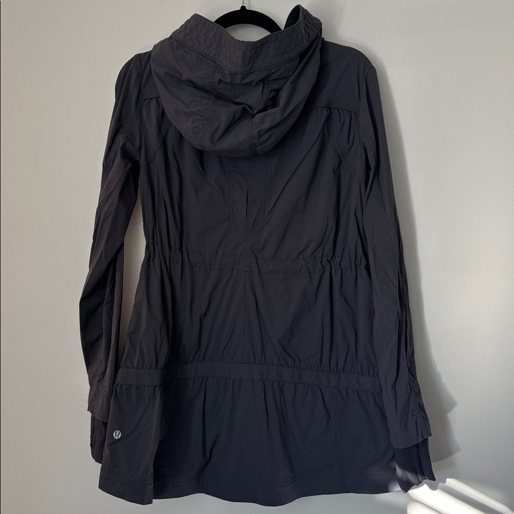 Lululemon Apres Practice Anorak size 4 - Picture 4 of 6